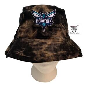 Mitchell & Ness Men's Size L/XL Charlotte Hornets NBA Acid Wash Bucket Hat New